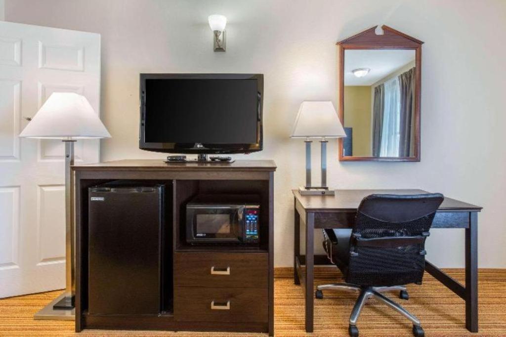 Quality Inn Arab Hwy 231 Bagian luar foto